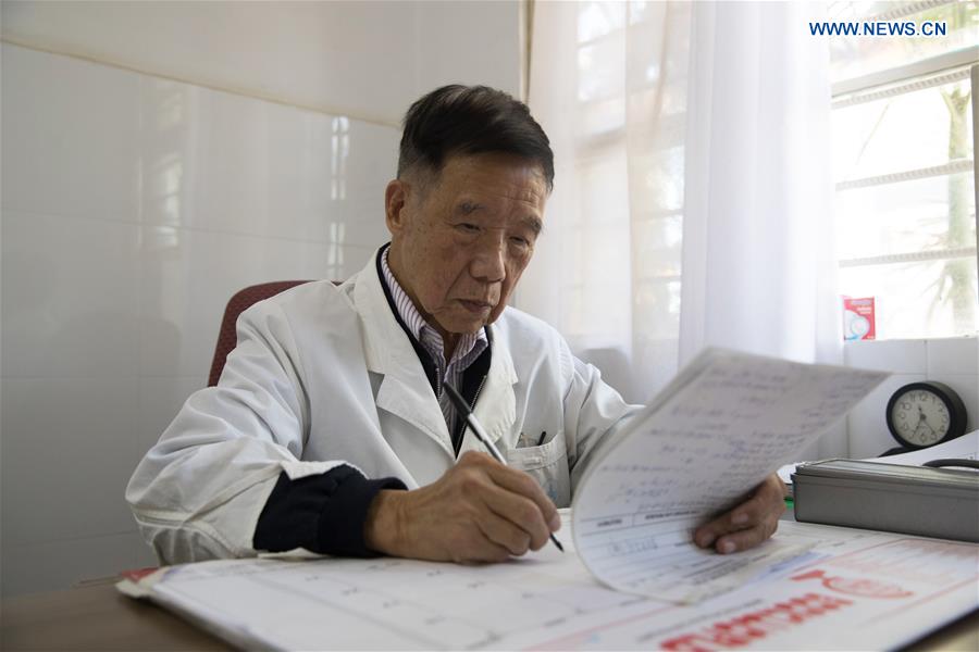 ZAMBIA-LUSAKA-CHINESE DOCTOR-MEDICAL SERVICE 